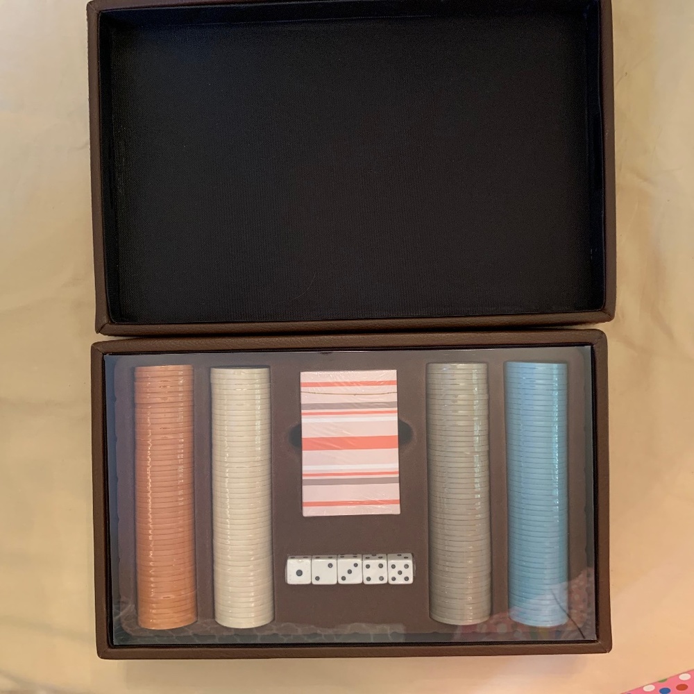 Victorias Secret Very Sexy For Him POKER SET Dice Cards Chips Case NWT